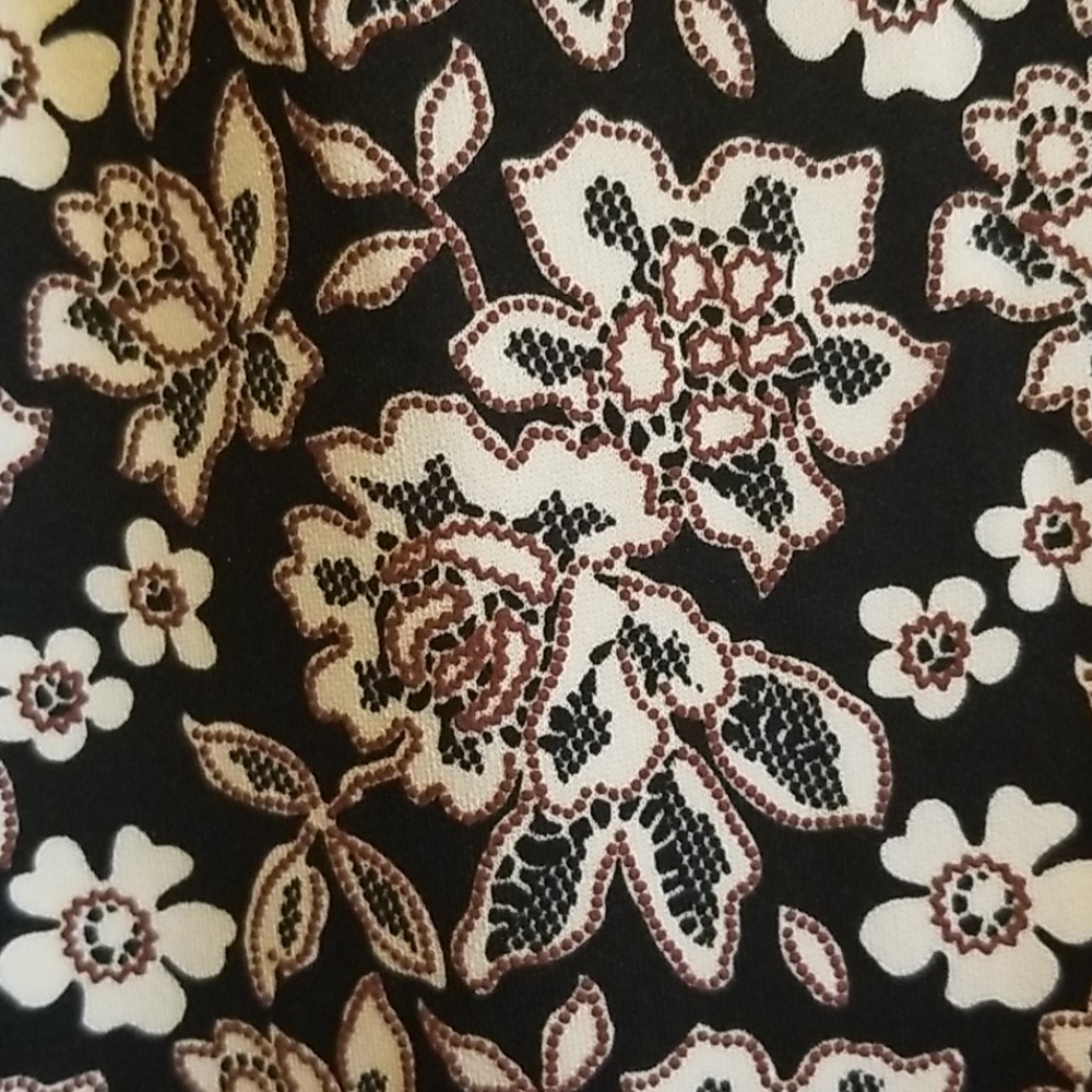 Dress - Picture 3 of 5